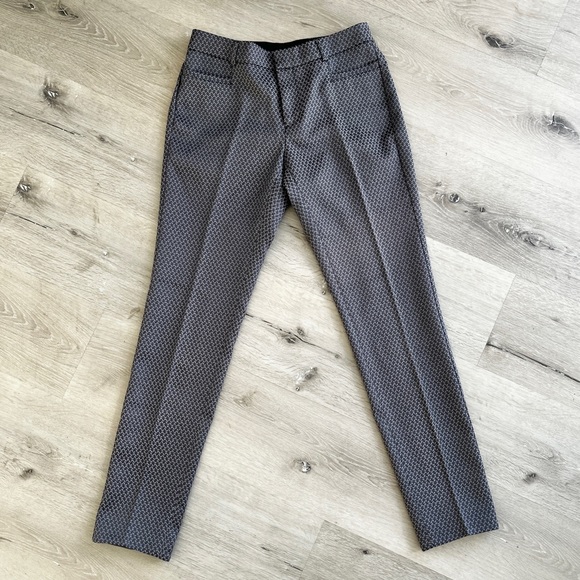 Banana Republic Pants - MUST GO: EUC Banana Republic Sloan Fit Pant